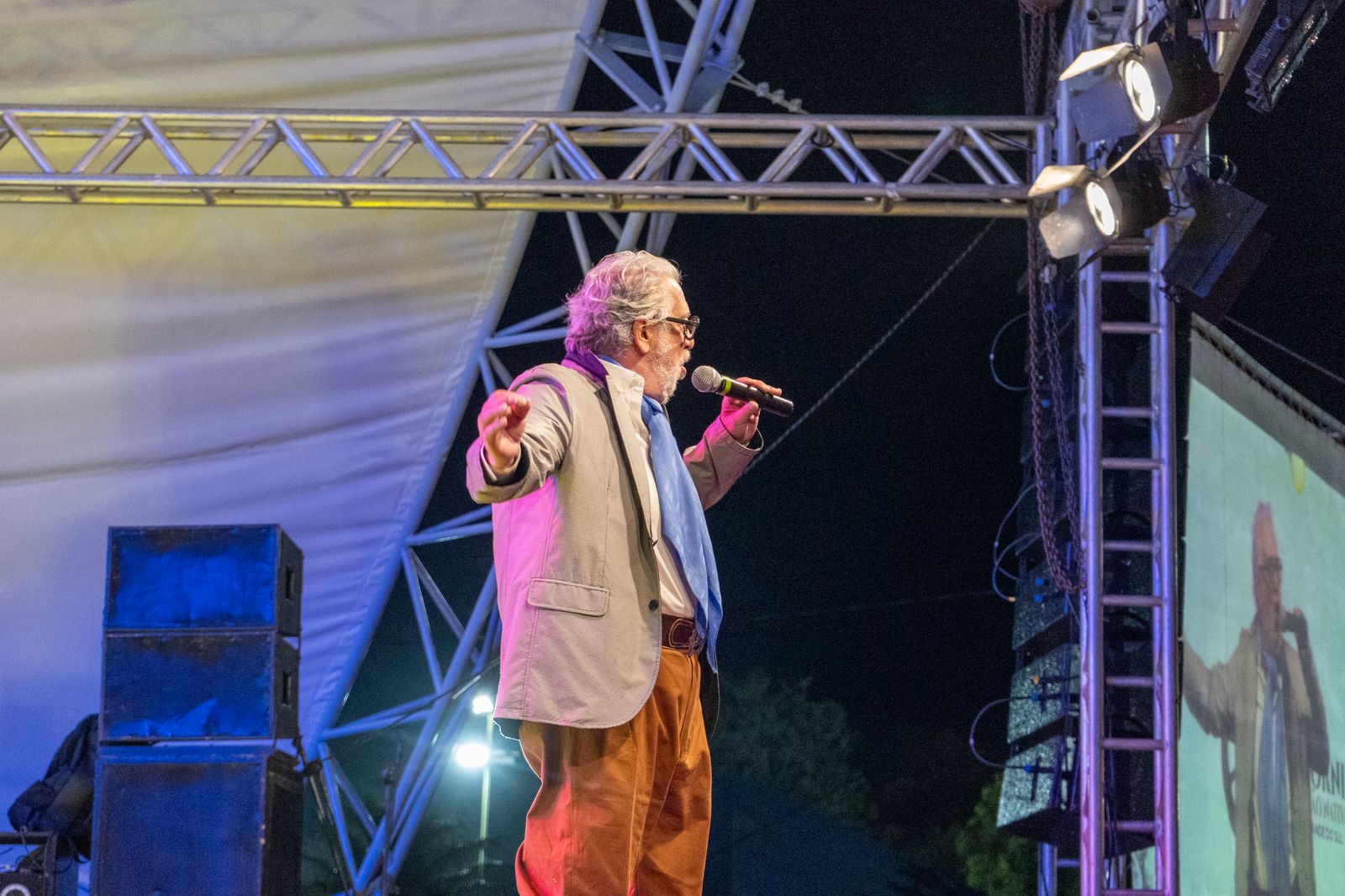 WhatsApp Image 2025-12-10 at 23.29.51 WhatsApp Image 2025-12-10 at 23.29.51