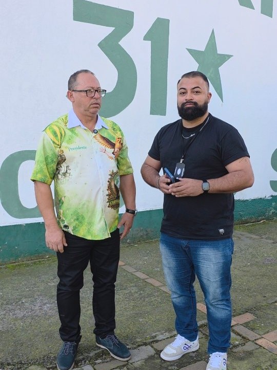 Post: Box 3 e carnavalesco Uruguaiana na feijo…